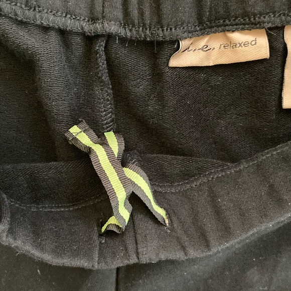 i.e. Relaxed Women's Black Sweatpants Joggers with Gray Stripes Size M - Picture 4 of 7
